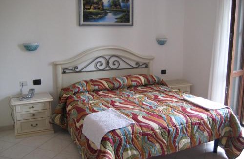 Santa Teresa di Gallura Hotel | Scano Comfort Inn