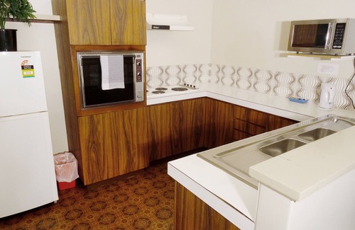 Scarborough Apartment | Scarborough & Absolutely Beachfront