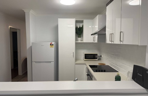 Scarborough Apartment | Scarborough & Absolutely Beachfront