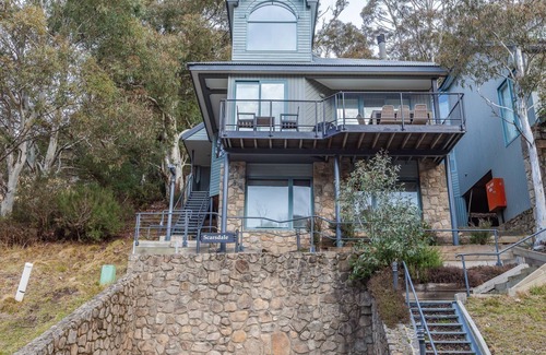 Thredbo Ski Chalet | Scarsdale a stunning chalet