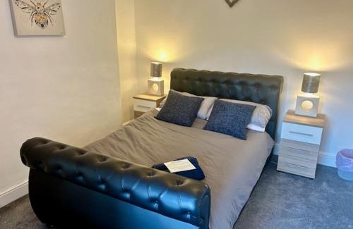 Llanrwst Apartment | Scenic 2Bed Retreat - Gateway to Snowdonia