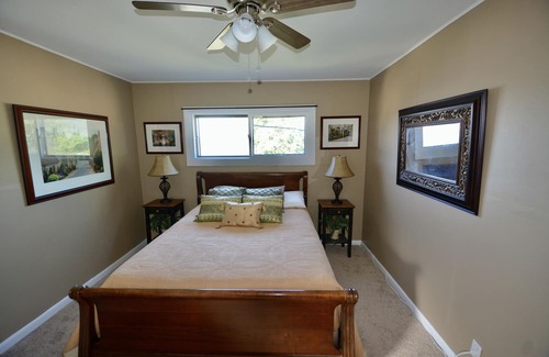 Okauchee Lake House | Scenic 4 bedroom WI Lake Home - Newly Renovated!