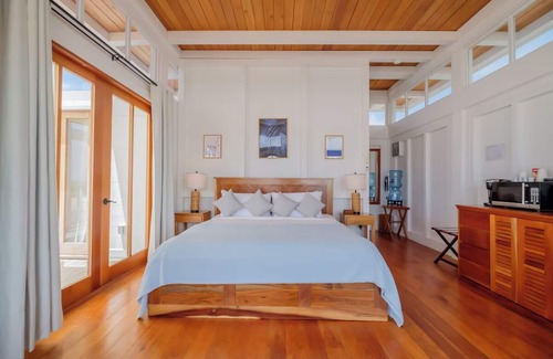 San Pedro Hotel | Scenic Beachfront Villa with Swimming Pool for Snorkeling Enthusiasts!