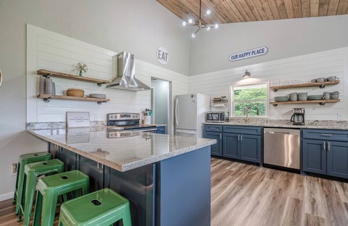 Bonnerdale House | Scenic Caddo River Getaway