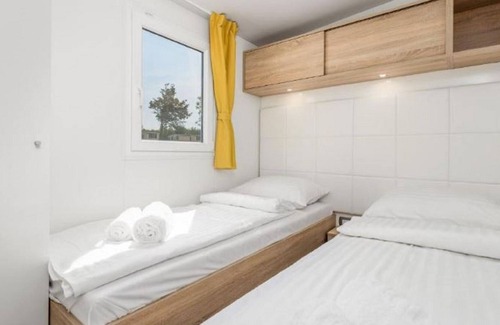 Municipality of Omisalj Ski Chalet | Scenic Chalet in Omišalj with Swimming Pool