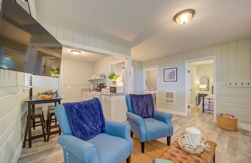 Muskegon Cottage | Scenic Drive Resort - Cabin #2