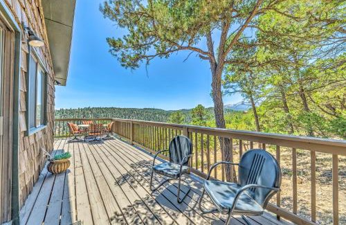 Alto House | Scenic Hideaway with Deck and Grill about 6 Mi to Ruidoso!