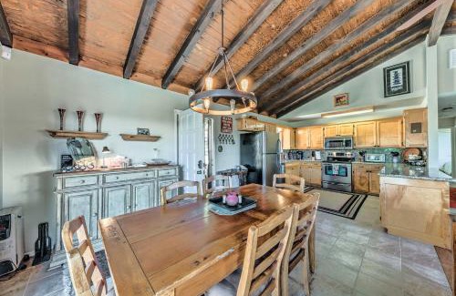 Alto House | Scenic Hideaway with Deck and Grill about 6 Mi to Ruidoso!