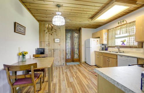 Glenwood Springs House | Scenic Mount Sopris View Historic Alpine Cabin!