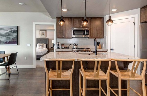 Park City Condo | Scenic Mountain Escape Black Rock Resort 2BR Condo