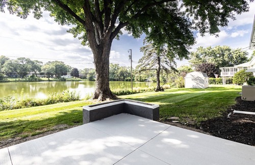 Richfield House | Scenic Pond View Getaway with Cozy 3-Season Porch