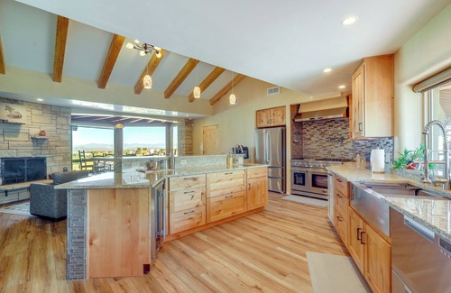 Santa Fe House | Scenic Santa Fe Vacation Rental w/Views + Hot Tub