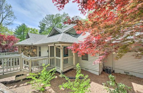 Sapphire Apartment | Scenic Sapphire Condo with Deck and Gas Grill!