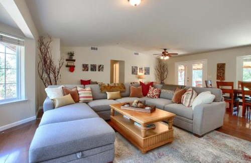 Yosemite Forks House | Scenic Serenity 50 acres/hot tub/game room