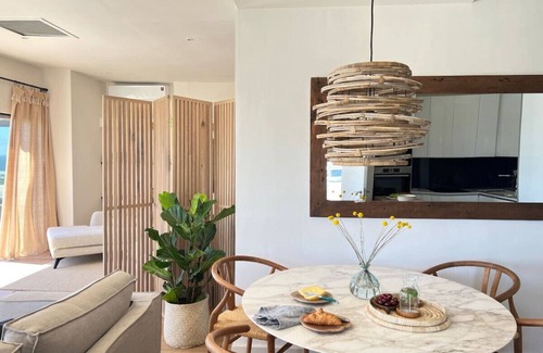 Clifton Apartment | Scenic Serenity in Clifton - Number 6306