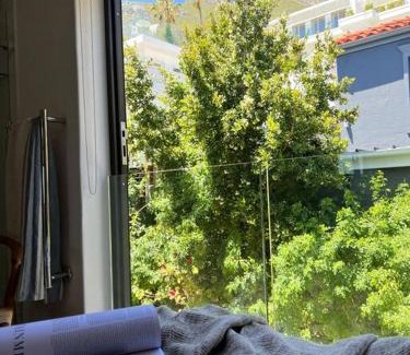 Clifton Apartment | Scenic Serenity in Clifton - Number 6306