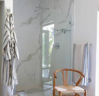 Clifton Apartment | Scenic Serenity in Clifton - Number 6306