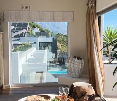 Clifton Apartment | Scenic Serenity in Clifton - Number 6306
