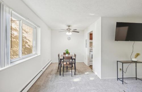 Parma Apartment | Scenic Towers 3102 I Cozy & Comfy I Free Parking