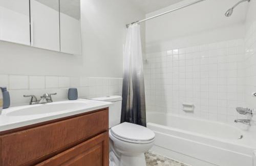 Parma Apartment | Scenic Towers 3102 I Cozy & Comfy I Free Parking