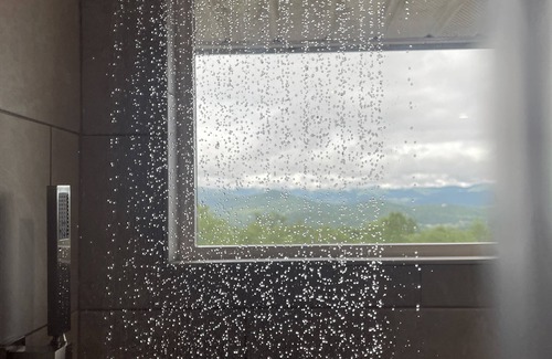 Clarks Chapel House | Scenic Western Carolina Mountain Retreat - Spacious 4-bedroom house with WiFi