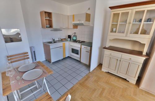 Rudolfsheim-Funfhaus Apartment | Schönbrunn Apartment