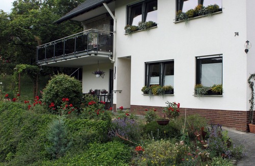 Niederzissen Apartment | Schöne Ferienwohnung in Niederzissen Rodder auf dem Kleeberg