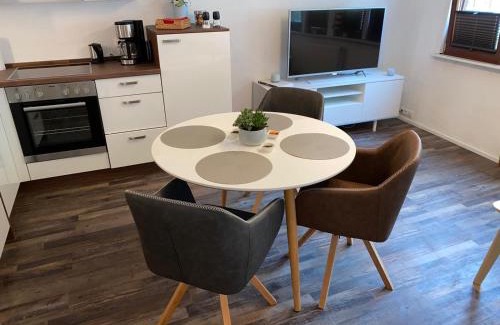 Mainz-Bingen Apartment | Schöne Ferienwohnung Burgruine Fachwerkhaus