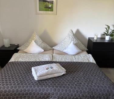 Kierspe Apartment | Schöne Ferienwohnung mit Ausblick in die Natur