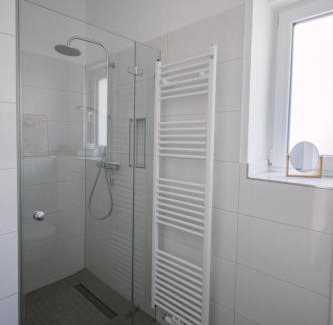 Stadtwald Apartment | Schöne, moderne Wohnung mit großzügiger Terasse