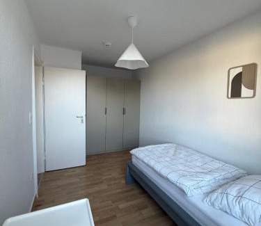 Bad Wilhelmshoehe Apartment | Schöne Wohnung gegenüber Bahnhof