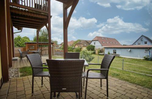 Thiessow Apartment | Schicke FeWo mit Terrasse, gratis Nutzung vom AHOI Erlebnisbad und Sauna in Sellin - Haus De niege Wech FeWo 02