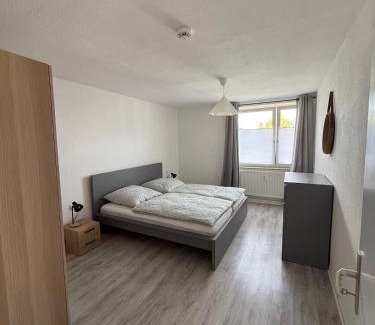 Bad Wilhelmshoehe Apartment | Schicke Wohnung gegenüber Bahnhof