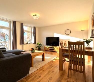 Schwerin Apartment | Schicke Wohnung im grünen Hinterhof