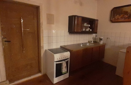 Bahretal Apartment | Schloss Ottendorf - Ferienwohnung für 3