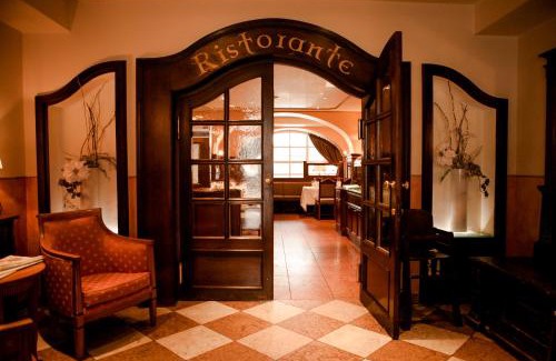 Munchen District Hotel | Schlosshotel Grünwald
