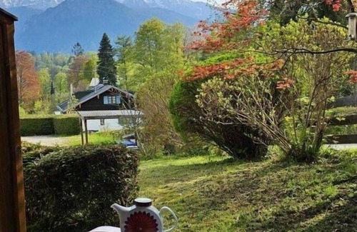 Berchtesgaden Boat Rental | Schmitthäusl Comfortable holiday residence