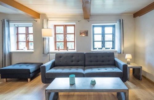 Rantrum Apartment | Schmucke Stuuv vacation apartment in Rantrum for up to 4 people
