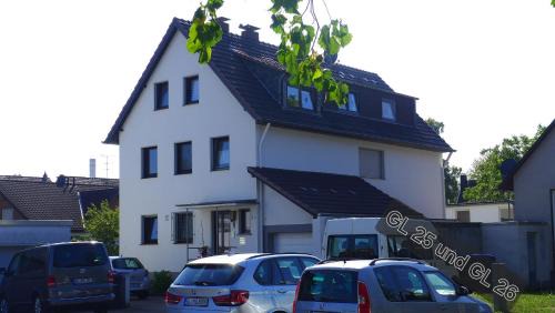 Bergisch Gladbach Apartment | Schnee Apartment GL-25