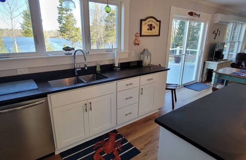 Pemaquid House | School House Cove/New Harbor-Pemaquid