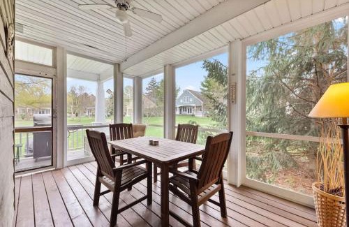 New Buffalo House | Schoolhouse Rock
