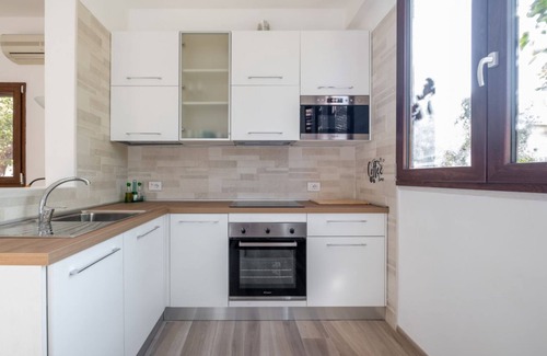 Taranto Apartment | Schools CEMM San Vito Apartment with parking lot