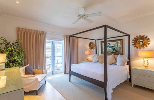 Schooner Bay House | Schooner Bay 401 by The Villa Life