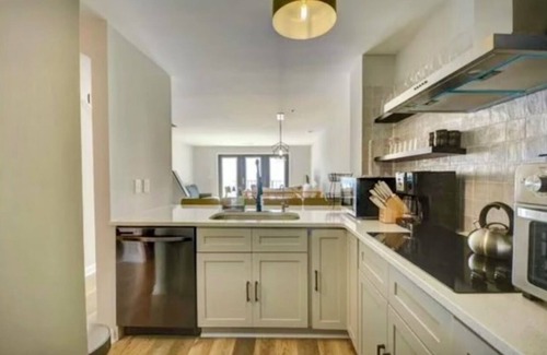North Topsail Beach Condo | "Schooner Place" 2 bed/2.5 bath condo/Villa Capriani in N Topsail