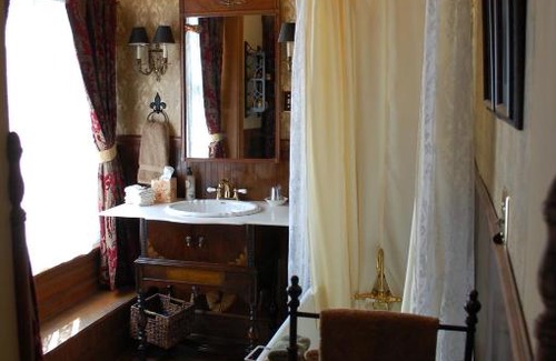 Concordia Bed & Breakfast | Schuster Mansion Bed & Breakfast