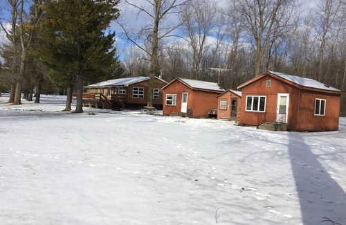 Omro Cabin | Schuster's Fox River Resort on the Fox -Perch Place
