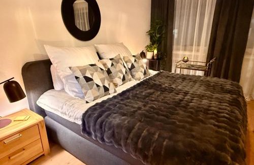 Elberfeld-Mitte Apartment | Schwebebahn View Apartment