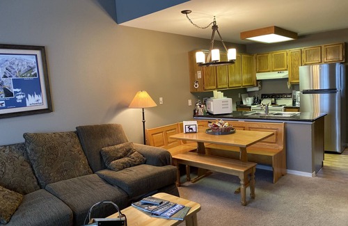 Sandpoint Condo | Schweitzer Mtn Ski In Ski Out Condo Short Walk to the Village