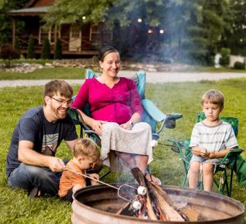 Millersburg Apartment | Scotch Pine . Trailside Lodging