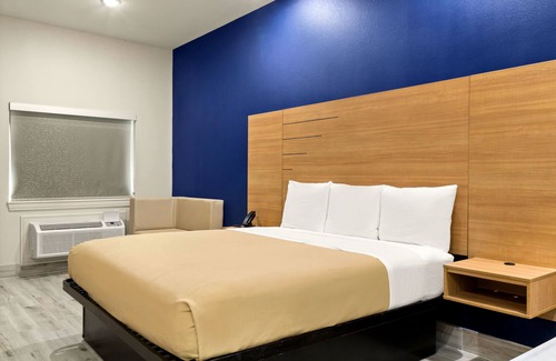 Northside Hotel | Scottish Inn Parker
